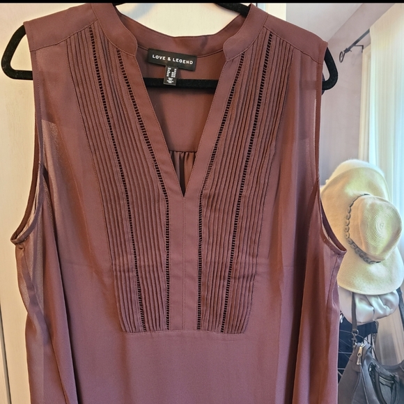 Love & Legend Tops - NWOT Love & Legend Sheer Blouse - Size 2X